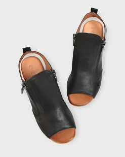 Everly Gia 09