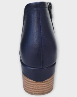 Everly Gia 01