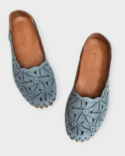 Everly Molly 01